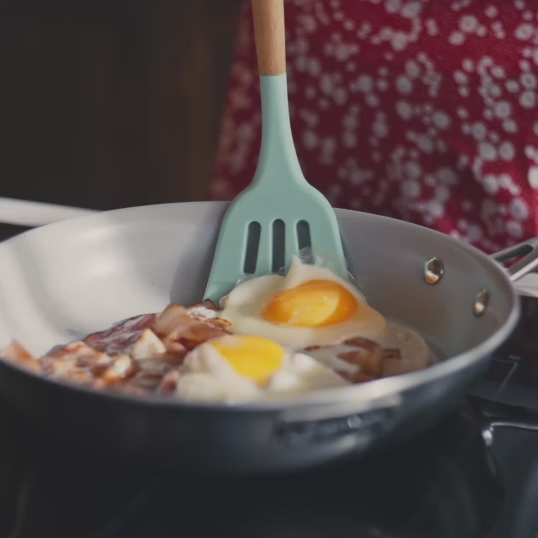 Wczytaj wideo: Zestaw stalowych patelni z ceramiczną powłoką Tria Ceramic 2 szt.