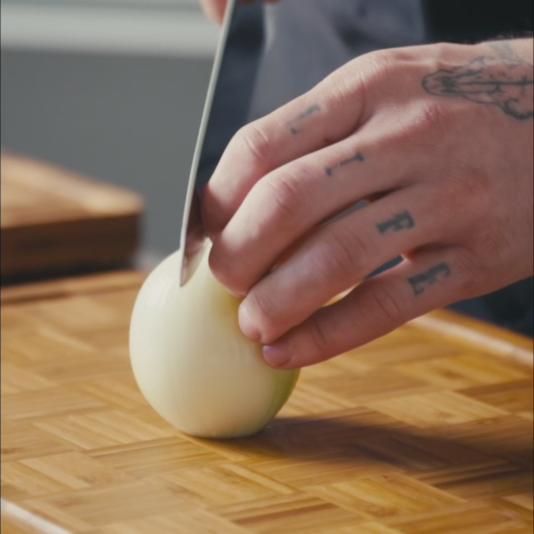 Načíst video: Šéfkuchařský nůž z damaškové oceli 20 cm